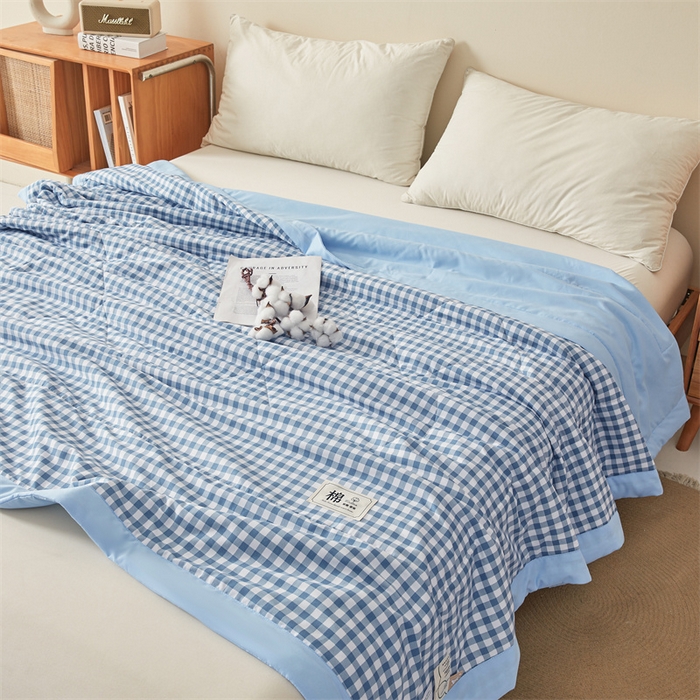 91家纺网 家纺一手货源 找家纺 魅图家纺 2025新款A类云朵棉抗菌棉花夏被 蓝小格