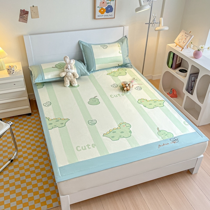 91家纺网 家纺一手货源 找家纺 阿亮家居 2025新款印花冰藤席系列 小恐龙