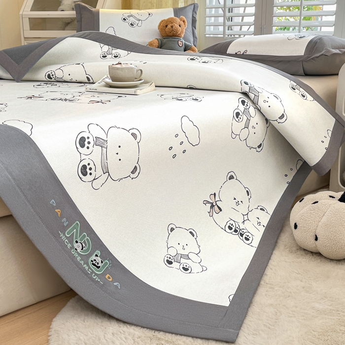 91家纺网 家纺一手货源 找家纺 阿亮家居 2025新款印花冰藤席系列 快乐熊