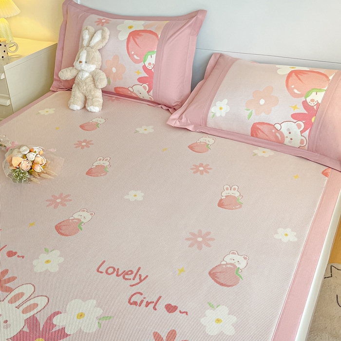 91家纺网 家纺一手货源 找家纺 阿亮家居 2025新款印花冰藤席系列 兔粉