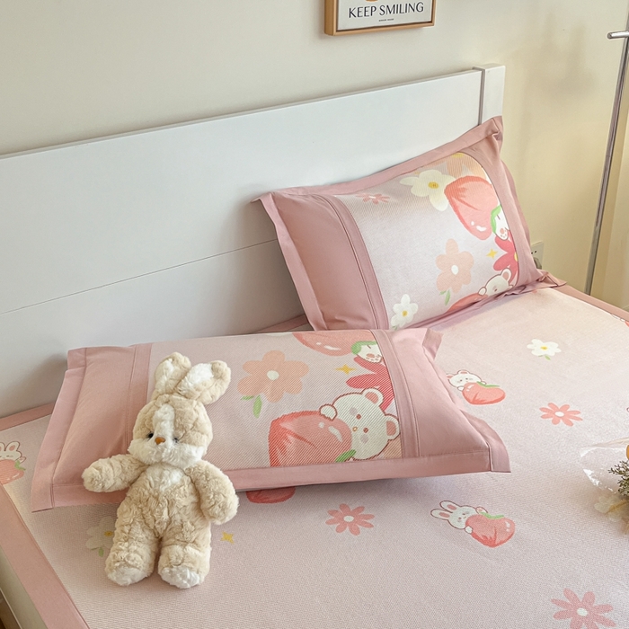 91家纺网 家纺一手货源 找家纺 阿亮家居 2025新款印花冰藤席系列 兔粉