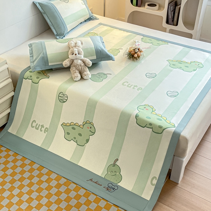 91家纺网 家纺一手货源 找家纺 阿亮家居 2025新款印花冰藤席系列 小恐龙