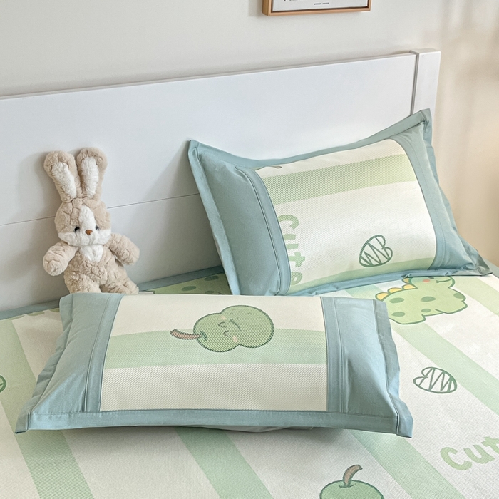 91家纺网 家纺一手货源 找家纺 阿亮家居 2025新款印花冰藤席系列 小恐龙