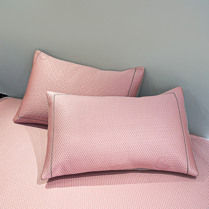 91家纺网 家纺一手货源 找家纺 （总）阿亮家居 2025新款刺绣款凉豆豆凉席