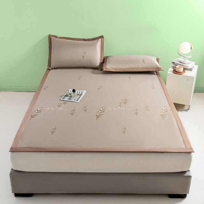 91家纺网 家纺一手货源 找家纺 阿亮家居 2025新款凉席碳光席冰丝席三件套 叶语芊芊-咖