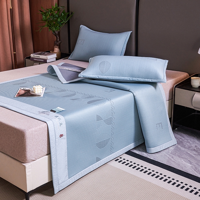 91家纺网 家纺一手货源 找家纺 梵克保罗 2025新款7A抗菌母婴级纯乙纶PE刺绣凉感丝豆豆席 叶子-蓝