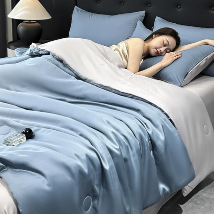 91家纺网 家纺一手货源 找家纺 （总）寐绸家纺 2025新款100%莱赛尔50天丝简约拼色大豆夏被四件套