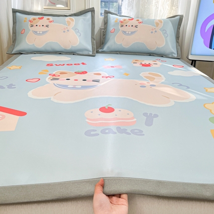 91家纺网 家纺一手货源 找家纺 柒月 2025新款大版数码印花碳光冰丝席 可爱猫