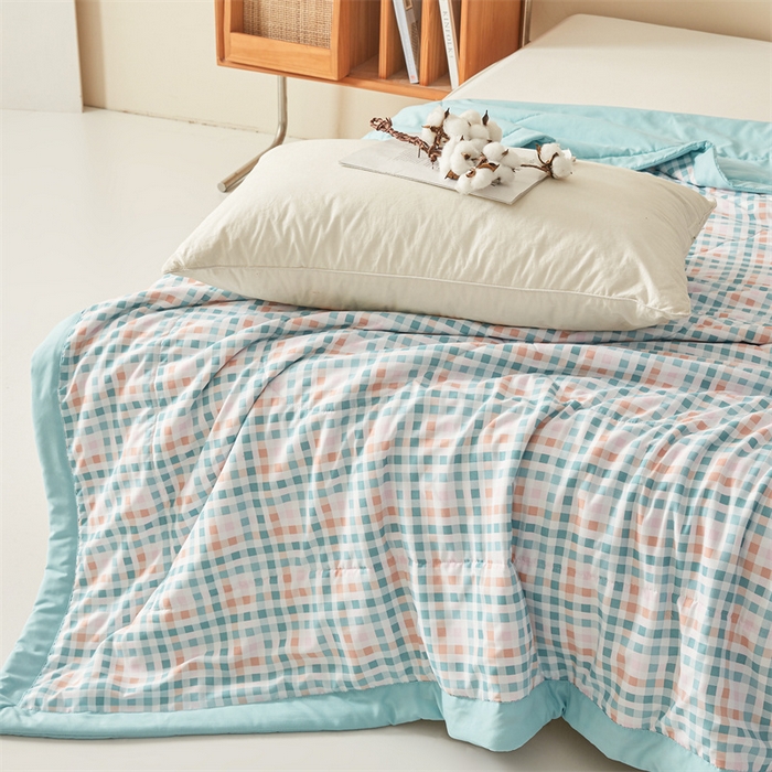 91家纺网 家纺一手货源 找家纺 魅图家纺 2025新款A类云朵棉抗菌棉花夏被 千彩格