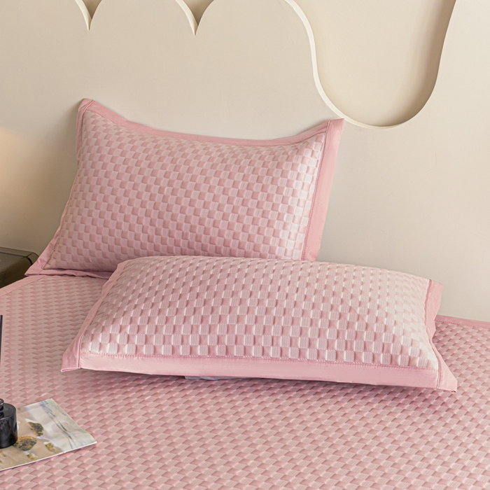 91家纺网 家纺一手货源 找家纺 阿亮家居 2025新款凉席凉豆豆软席床席款 异空间-樱花粉