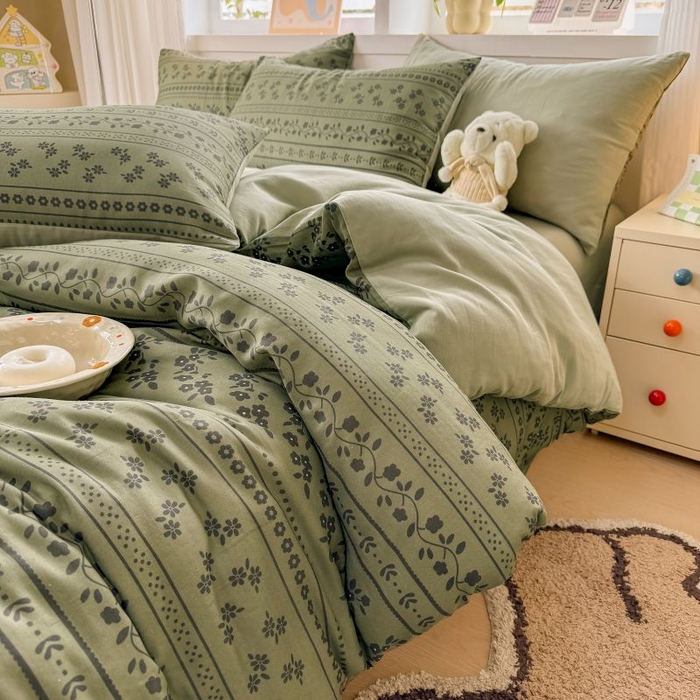 91家纺网 家纺一手货源 找家纺 2025新款40s全棉双层纱圆角吊边款四件套 爱丽丝花园-橄榄绿