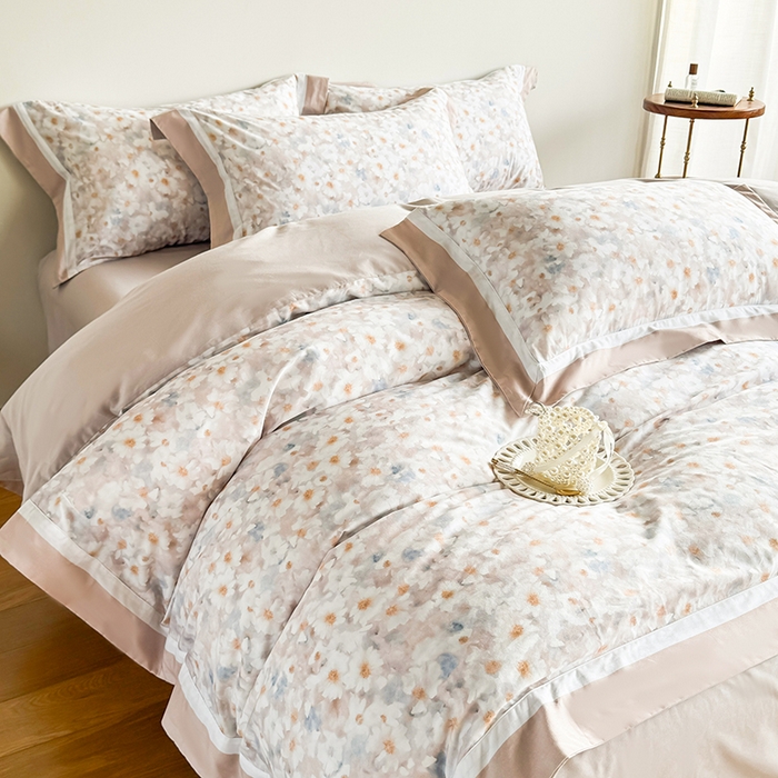 91家纺网 家纺一手货源 找家纺 巧玲珑 2025新款60支A类进口数码印花美式双拼四季款长绒棉四件套 琉璃幻境