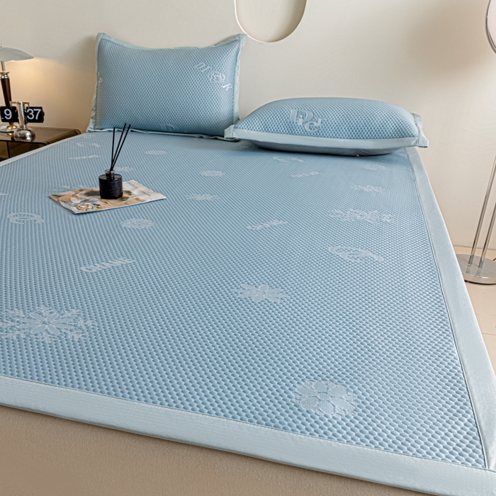 91家纺网 家纺一手货源 找家纺 阿亮家居 2025新款凉席凉豆豆软席床席款 香迪奥-海盐蓝