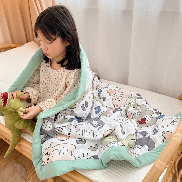 91家纺网 家纺一手货源 找家纺 嗨生活 2025新款水洗棉手包边幼儿园儿童夏被（爆款）恐龙怪兽
