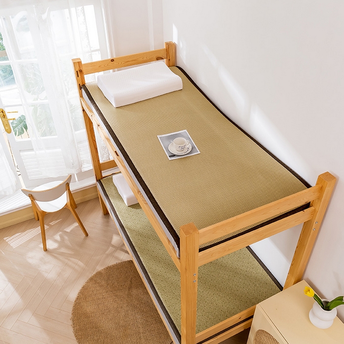 91家纺网 家纺一手货源 找家纺 2025新款包边工艺凉感冰藤地铺睡垫系列凉席地垫 绿冰藤