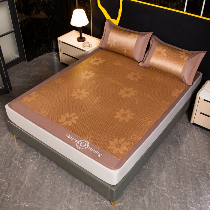 91家纺网 家纺一手货源 找家纺 卡罗兰 2025新款藤席提花凉席冰丝席床笠款-向阳花系列 向阳花-棕色