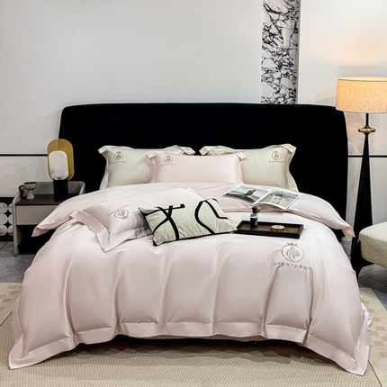 91家纺网 家纺一手货源 找家纺 沃尔居 2025新款亲肤舒适全棉纯棉绣花系列四件套 萨尔夫人-暖心粉