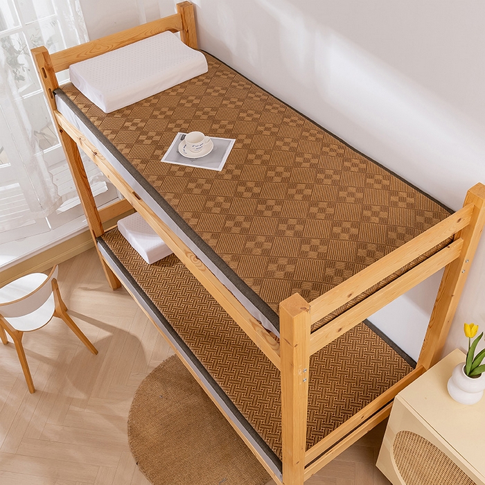 91家纺网 家纺一手货源 找家纺 2025新款包边工艺凉感冰藤地铺睡垫系列凉席地垫 九宫格