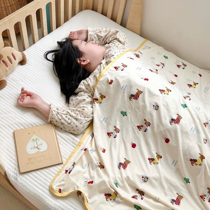 91家纺网 家纺一手货源 找家纺 嗨生活 2025新款婴儿裸睡级凉感针织毯幼儿园夏被儿童夏被毯子 腊肠狗