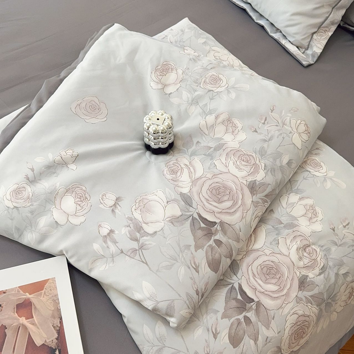 91家纺网 家纺一手货源 找家纺 兜米家居 2025新款水洗天丝夏被四件套 玫瑰芬芳