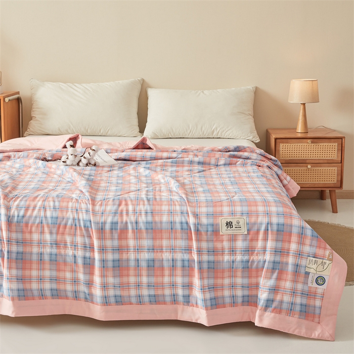 91家纺网 家纺一手货源 找家纺 魅图家纺 2025新款A类云朵棉抗菌棉花夏被 格韵-粉