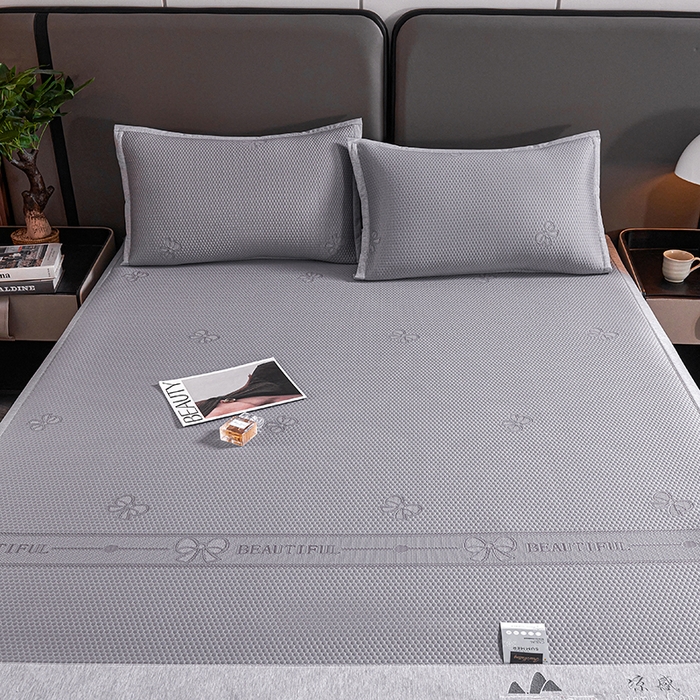 91家纺网 家纺一手货源 找家纺 梵克保罗 2025新款7A抗菌母婴级纯乙纶PE刺绣凉感丝豆豆席 蝴蝶结-灰