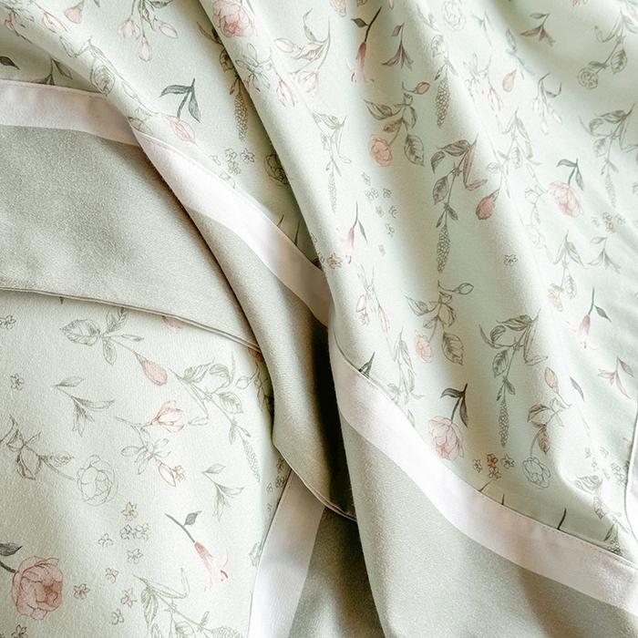 91家纺网 家纺一手货源 找家纺 巧玲珑 2025新款60支A类进口数码印花美式双拼四季款长绒棉四件套 千叶寻梦