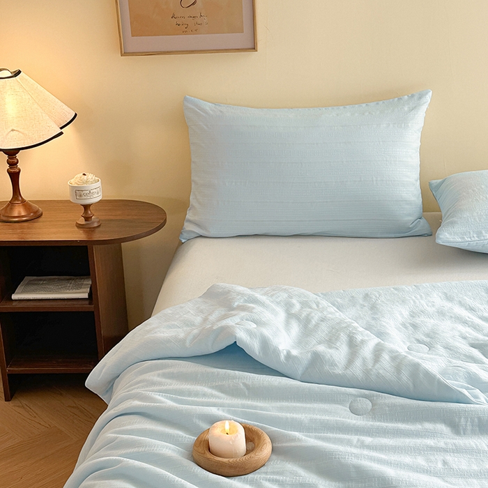 91家纺网 家纺一手货源 找家纺 欧邦 2025新款A类提花昆仑棉双层纱夏被空调被 浅蓝