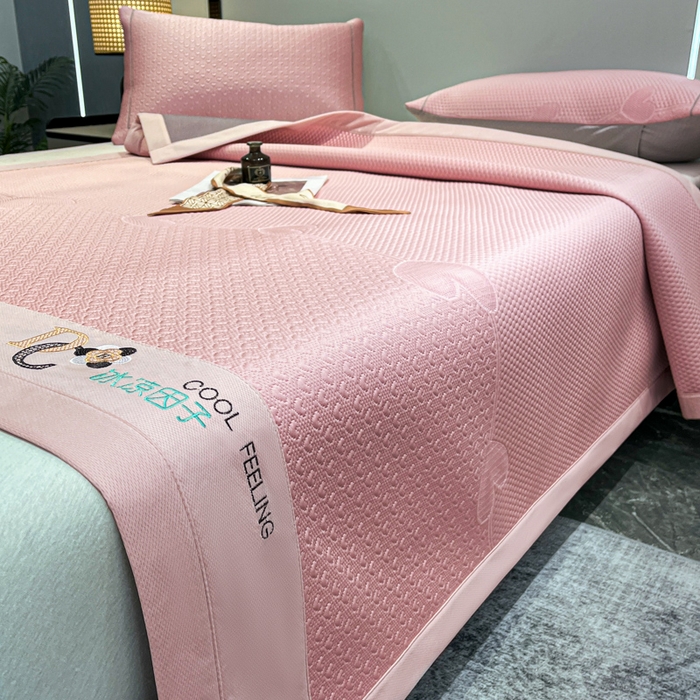 91家纺网 家纺一手货源 找家纺 阿亮家居 2025新款刺绣款凉豆豆凉席 凉豆豆-爱心粉色