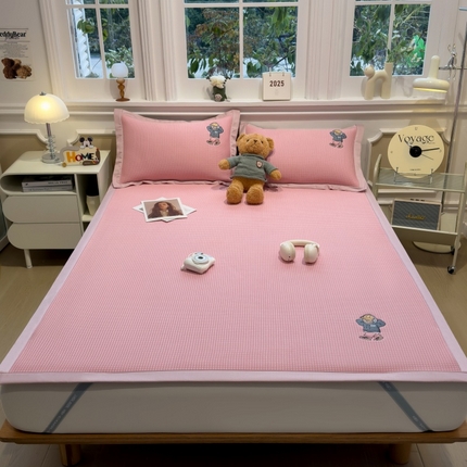 孩子王家纺 2025新款冰豆豆华夫格绣花床单床笠-练练熊系列 粉玉
