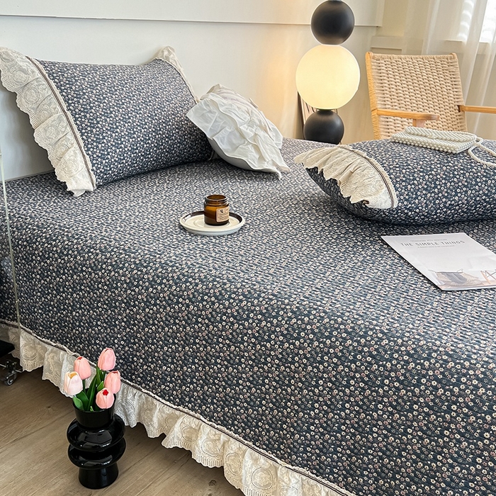 91家纺网 家纺一手货源 找家纺 沐纯家居 2025新款法式小碎花床盖四件套 竺蓝