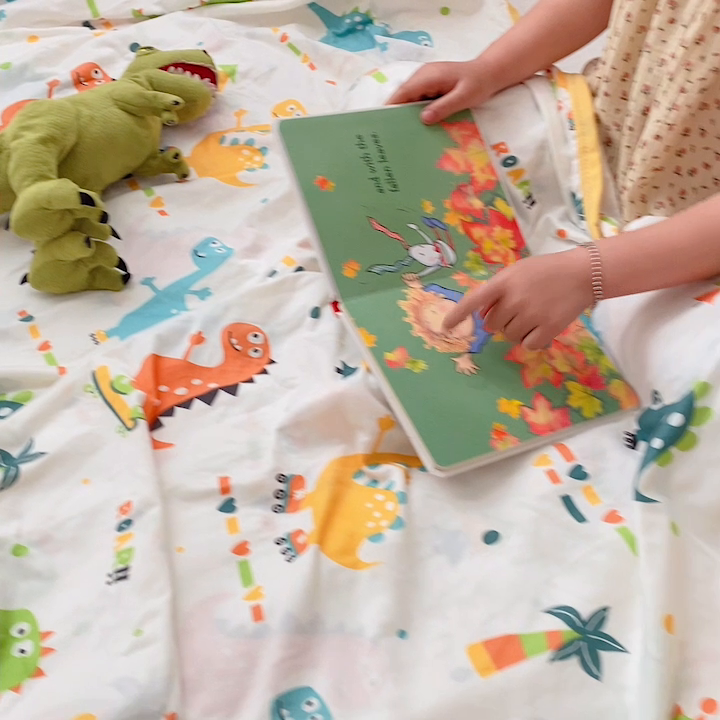 91家纺网 家纺一手货源 找家纺 嗨生活 2025新款婴儿裸睡级凉感针织毯幼儿园夏被儿童夏被毯子 滑板恐龙