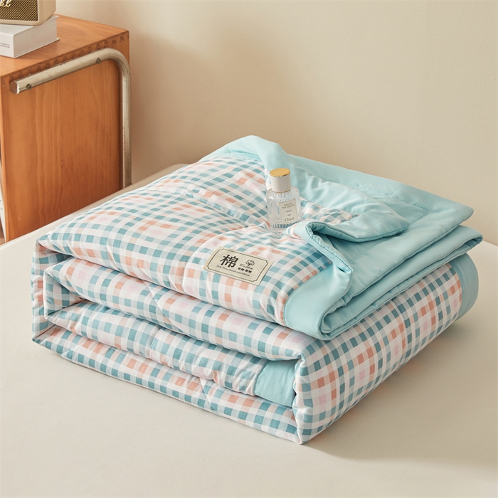 91家纺网 家纺一手货源 找家纺 魅图家纺 2025新款A类云朵棉抗菌棉花夏被 千彩格