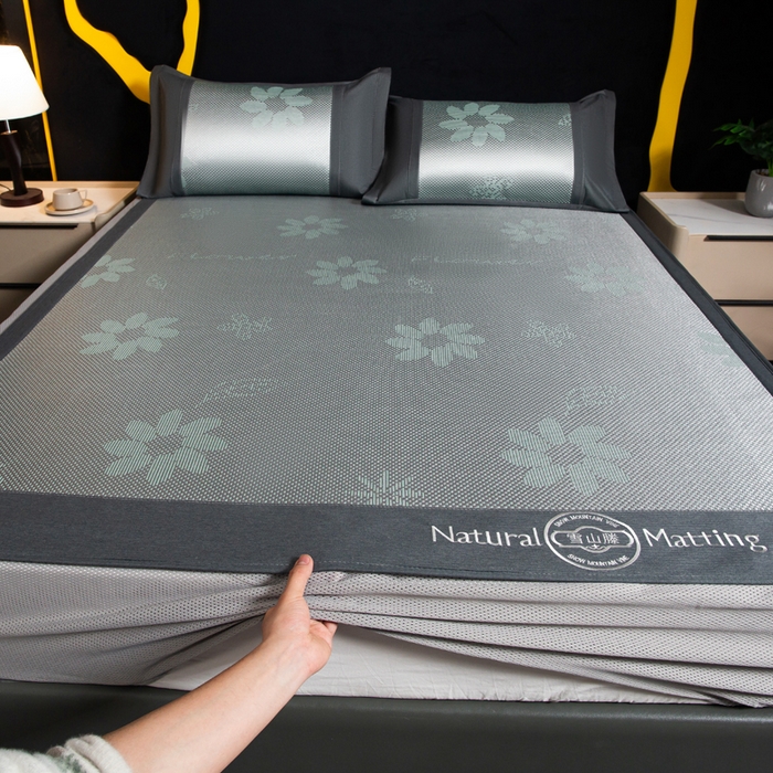 91家纺网 家纺一手货源 找家纺 （总）卡罗兰 2025新款藤席提花凉席冰丝席床笠款-向阳花系列