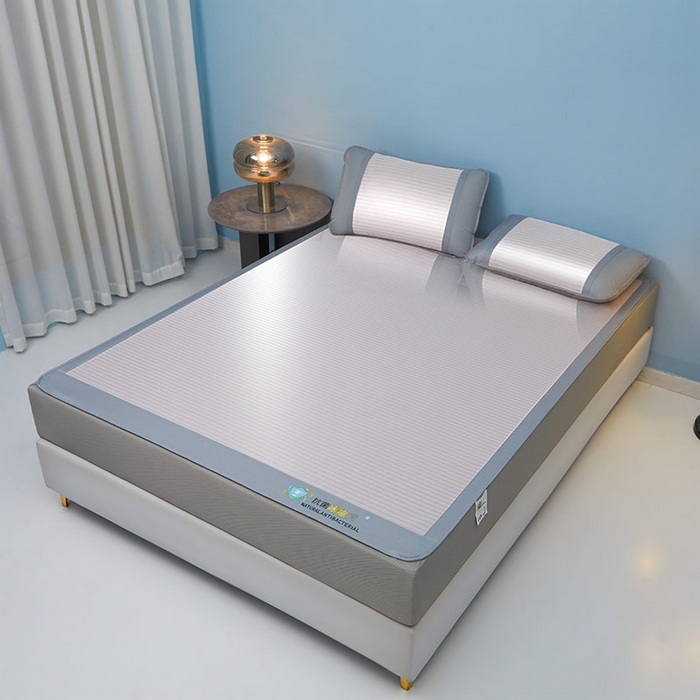 91家纺网 家纺一手货源 找家纺 阿亮家居 2025新款凉席抗菌刺绣可水洗碳光冰丝席包边无纺布冰丝席 素夏 树莓粉-床笠款