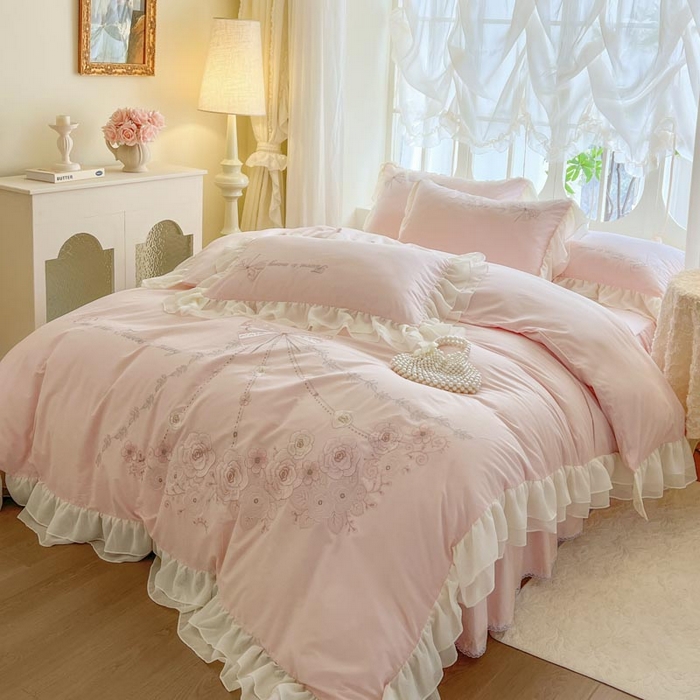 91家纺网 家纺一手货源 找家纺 （总）亲亲公主 2025新款全棉绣花+蕾丝双层花边四件套-奶油玫瑰