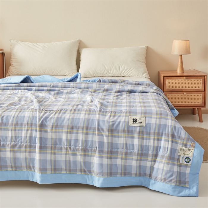 91家纺网 家纺一手货源 找家纺 魅图家纺 2025新款A类云朵棉抗菌棉花夏被 格韵-蓝