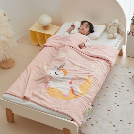 荷马之梦 2025新款大版针织棉凉感丝AB版大豆儿童夏被 月亮独角兽