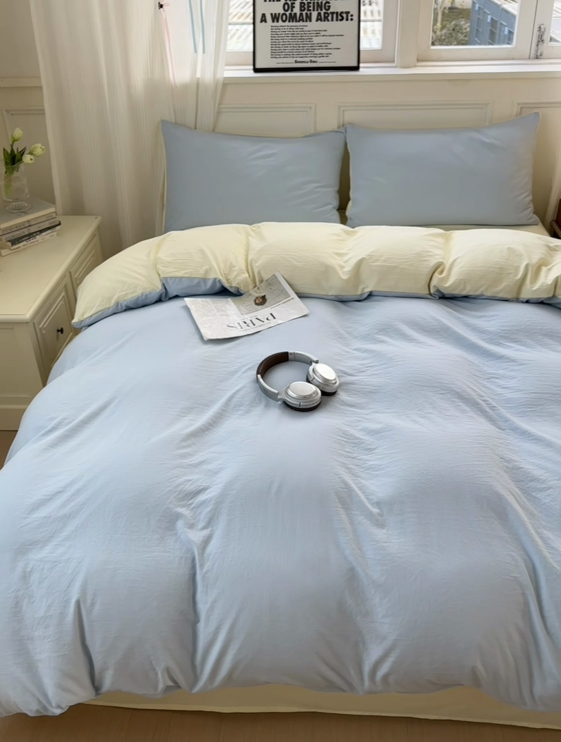 91家纺网 家纺一手货源 找家纺 冕悠家纺 2025新款A类105克超柔褶皱水洗棉拼色四件套 月白蓝+芝士黄