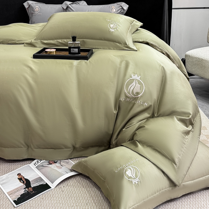 91家纺网 家纺一手货源 找家纺 沃尔居 2025新款亲肤舒适全棉纯棉绣花系列四件套 萨尔夫人-橄榄绿