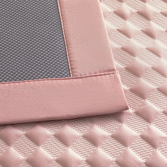 91家纺网 家纺一手货源 找家纺 阿亮家居 2025新款凉席凉豆豆软席床席款 异空间-樱花粉