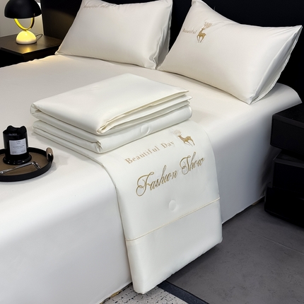 卡罗兰 2025新款水洗天丝夏凉被空调被水洗真丝夏被四件套-森旅迷鹿 森旅迷鹿-奶昔白