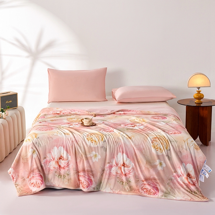 91家纺网 家纺一手货源 找家纺 缔锦家纺 2025新款凉感丝印花夏被 秋意棉棉