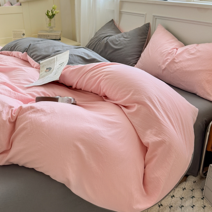 91家纺网 家纺一手货源 找家纺 冕悠家纺 2025新款A类105克超柔褶皱水洗棉拼色四件套-单被套 樱花粉+岩灰