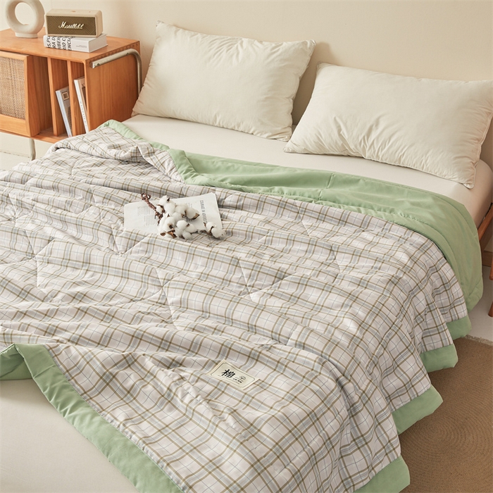 91家纺网 家纺一手货源 找家纺 魅图家纺 2025新款A类云朵棉抗菌棉花夏被 复古格