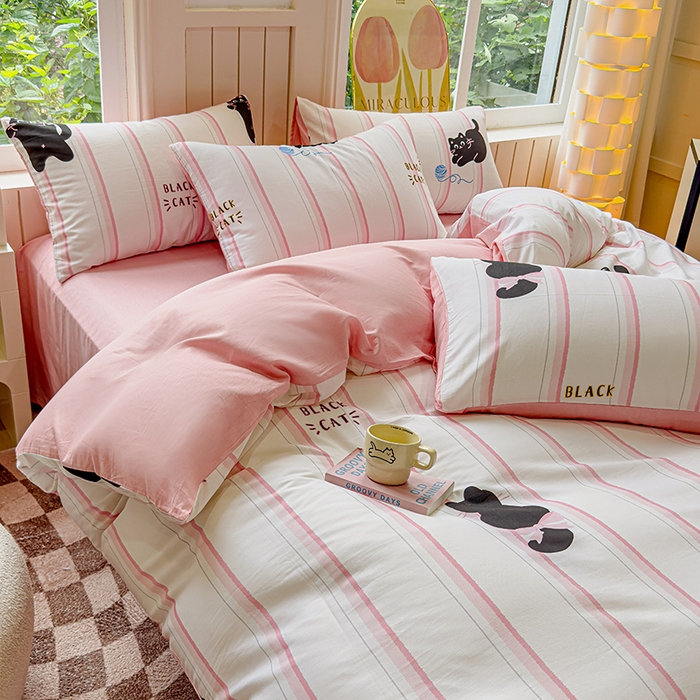 91家纺网 家纺一手货源 找家纺 澳梵家居 2025新款小清新全棉印花四件套 小黑猫与毛线团