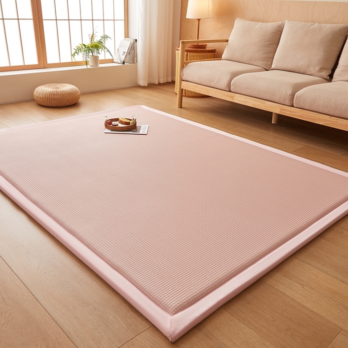 91家纺网 家纺一手货源 找家纺 2025新款包边工艺凉感冰藤地铺睡垫系列凉席地垫 华夫格粉