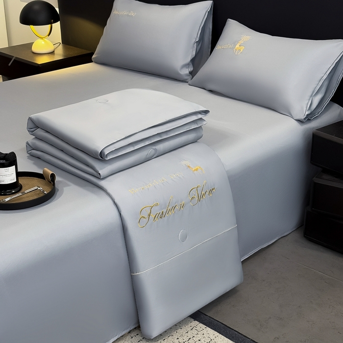 91家纺网 家纺一手货源 找家纺 卡罗兰 2025新款水洗天丝夏凉被空调被水洗真丝夏被四件套-森旅迷鹿 森旅迷鹿-绅士灰