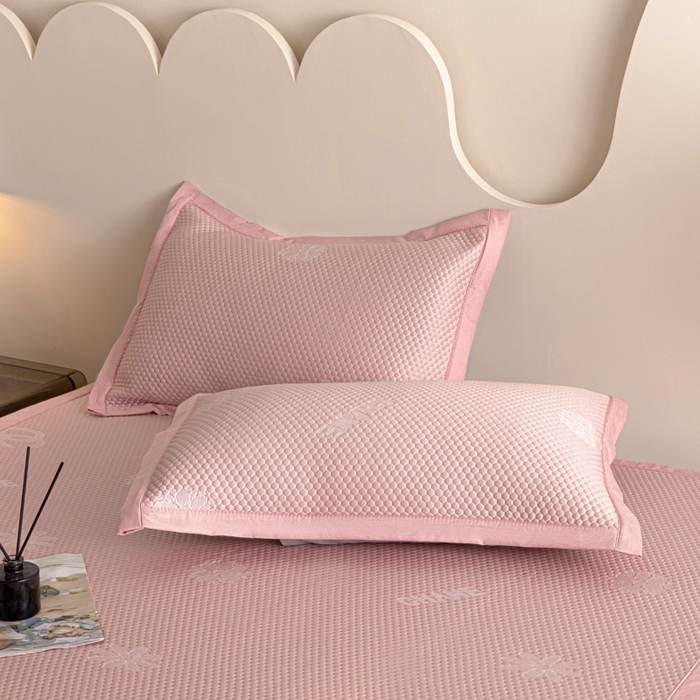 91家纺网 家纺一手货源 找家纺 阿亮家居 2025新款凉席凉豆豆软席床席款 香迪奥-樱花粉