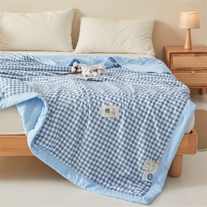 91家纺网 家纺一手货源 找家纺 魅图家纺 2025新款A类云朵棉抗菌棉花夏被 蓝小格